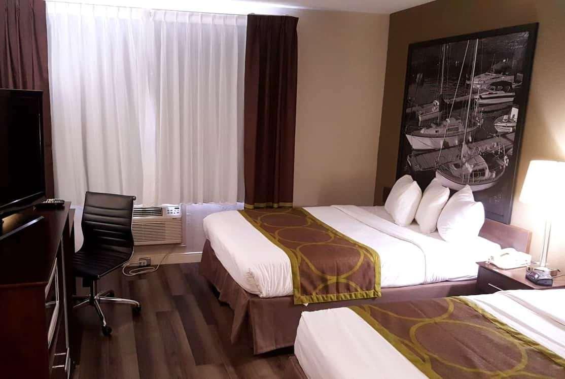Hotel Super 8 By Wyndham Sarnia On Esterno foto